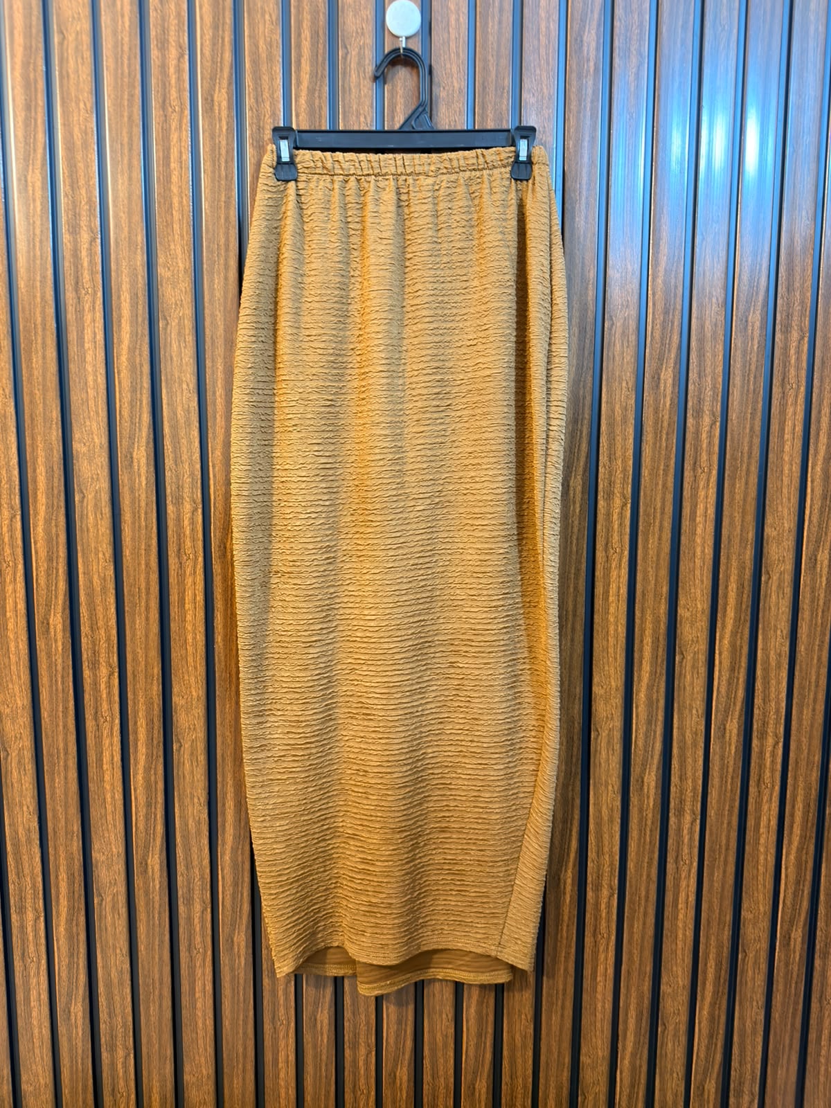 Waist 30  Lenght 39 to 40  Fabric silk jesey Western Branded Women's Skirt