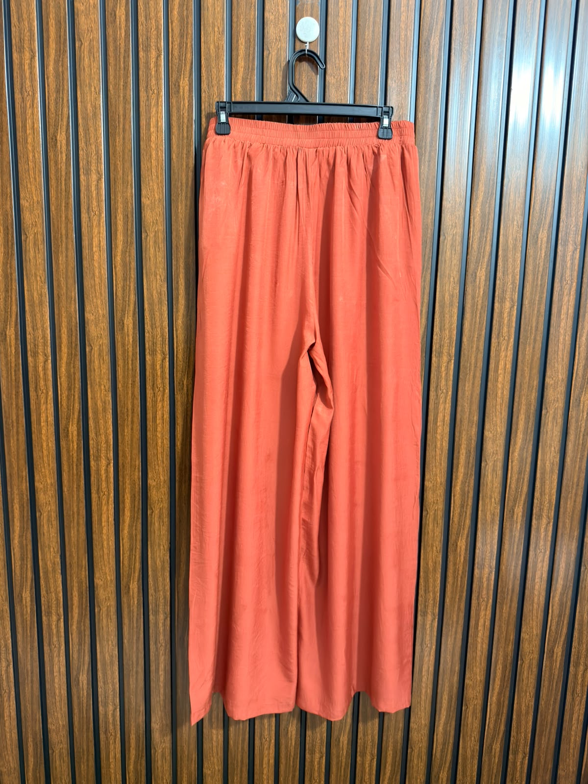 Waist 32  Length 42  Fabric Silk Western Branded Womens Trouser Range