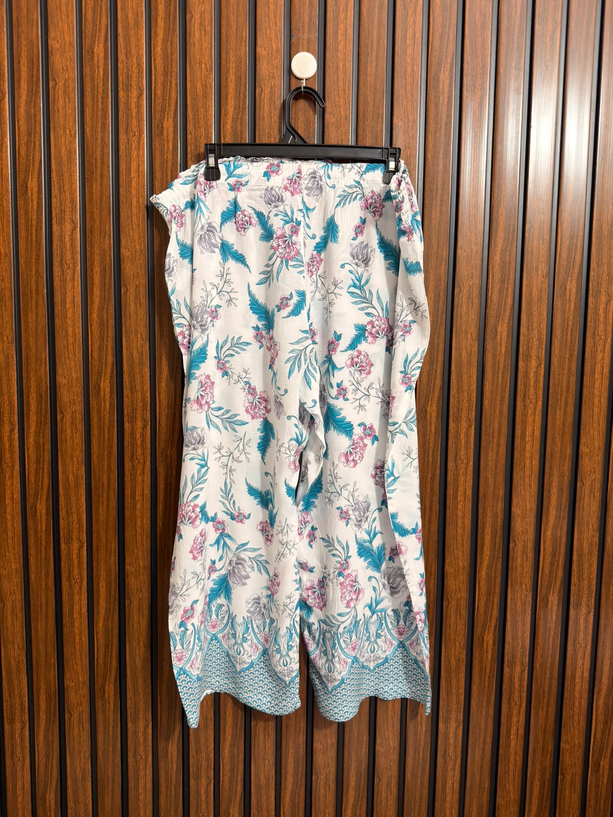 Waist 40  Length 34  Fabric Linen Western Branded Womens Trouser Store