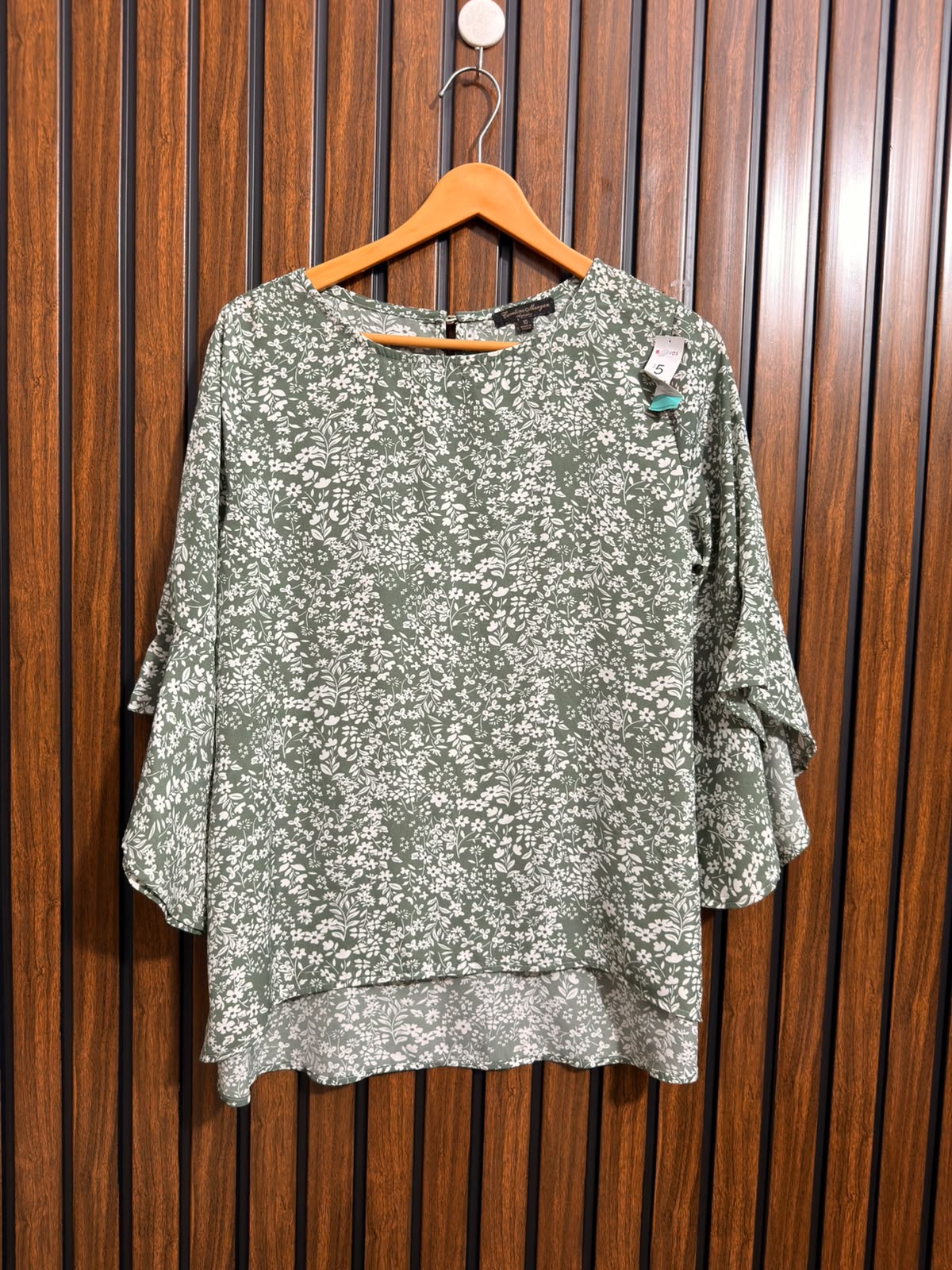 Chest 19  Lenght 24 to 27  Fabric chiffon Western Branded Full Sleeve Top Womens