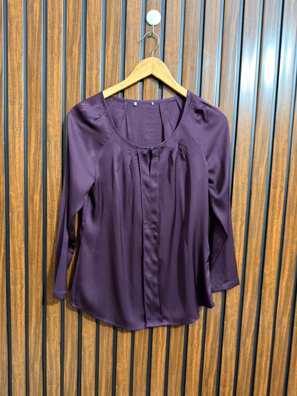 Chest 17  Lenght 25  Fabric Silk Womens Ladies Full Sleeve Top