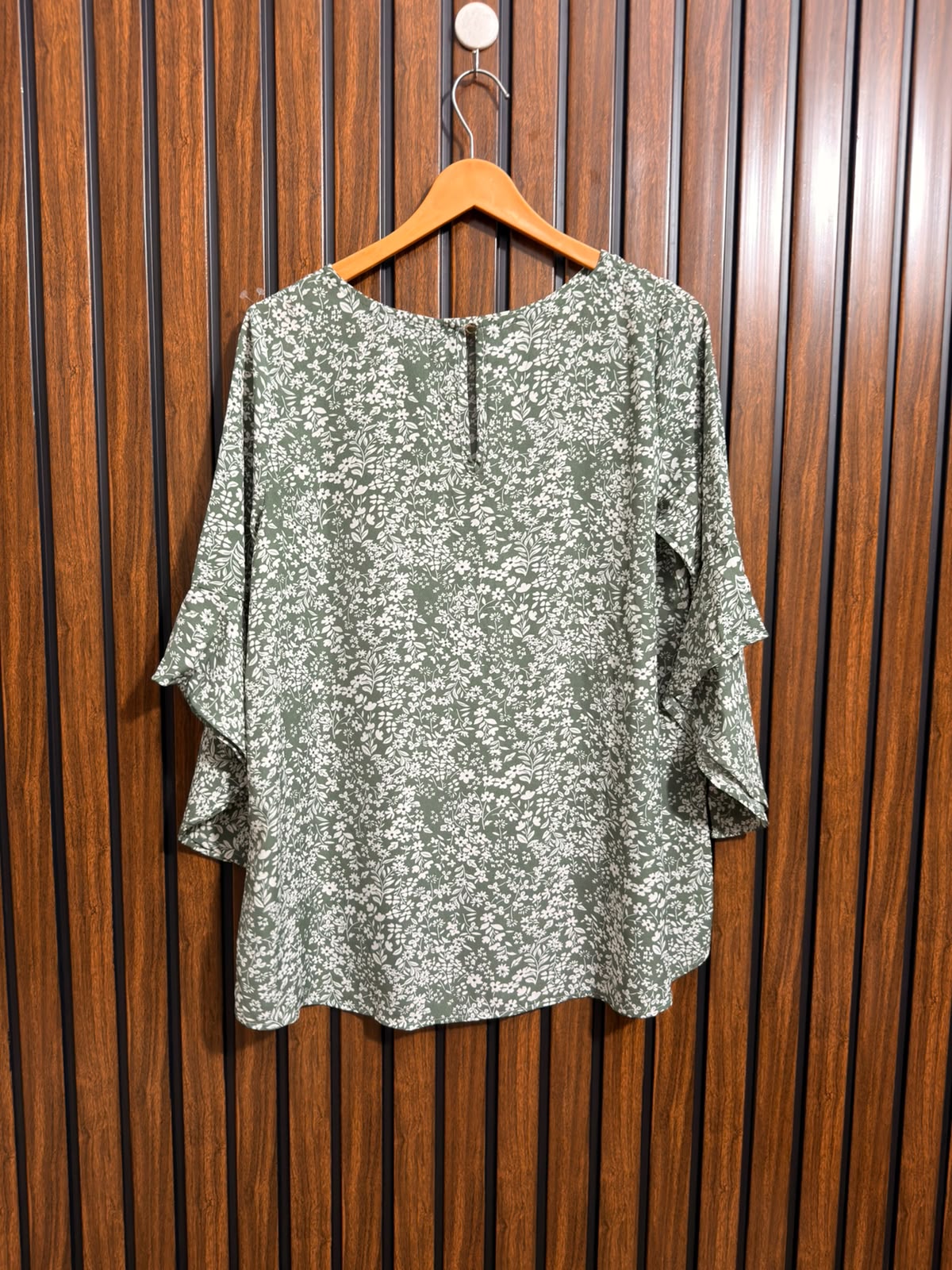 Chest 19  Lenght 24 to 27  Fabric chiffon Western Branded Full Sleeve Top Womens