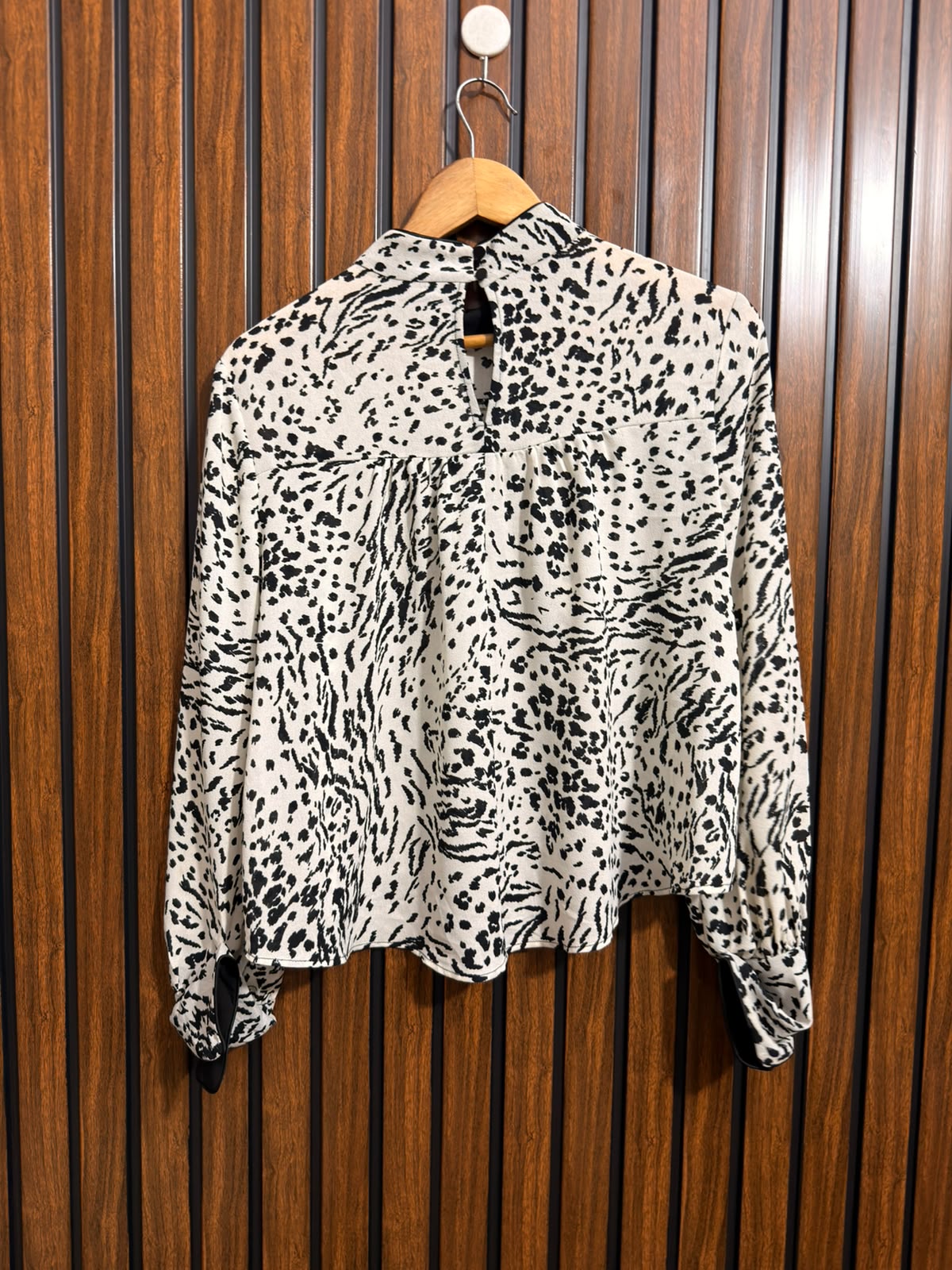Chest 18  Lenght 20  Fabric Chiffon Western Branded Full Sleeve Top Wear