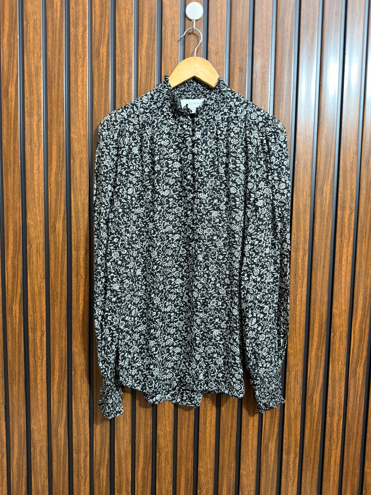 Chest 24  Lenght 27 to 30  Fabric chiffon Womens Full Sleeve Top