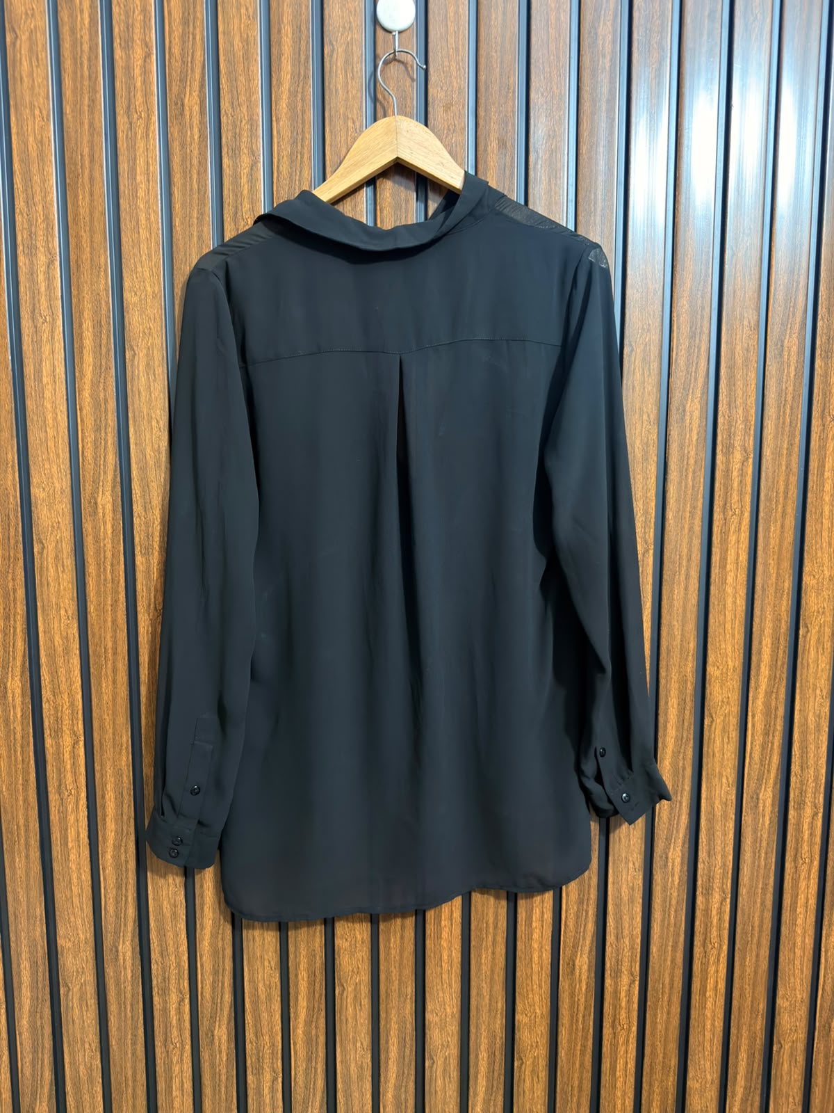 Chest 19  Lenght 26 To 28  Fabric Chiffon Western Branded Womens Full Sleeve Top