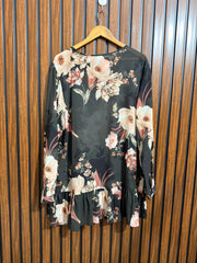 Chest 25  Lenght 30 To 33  Fabric Chiffon Womens Branded Full Sleeve Top Wear
