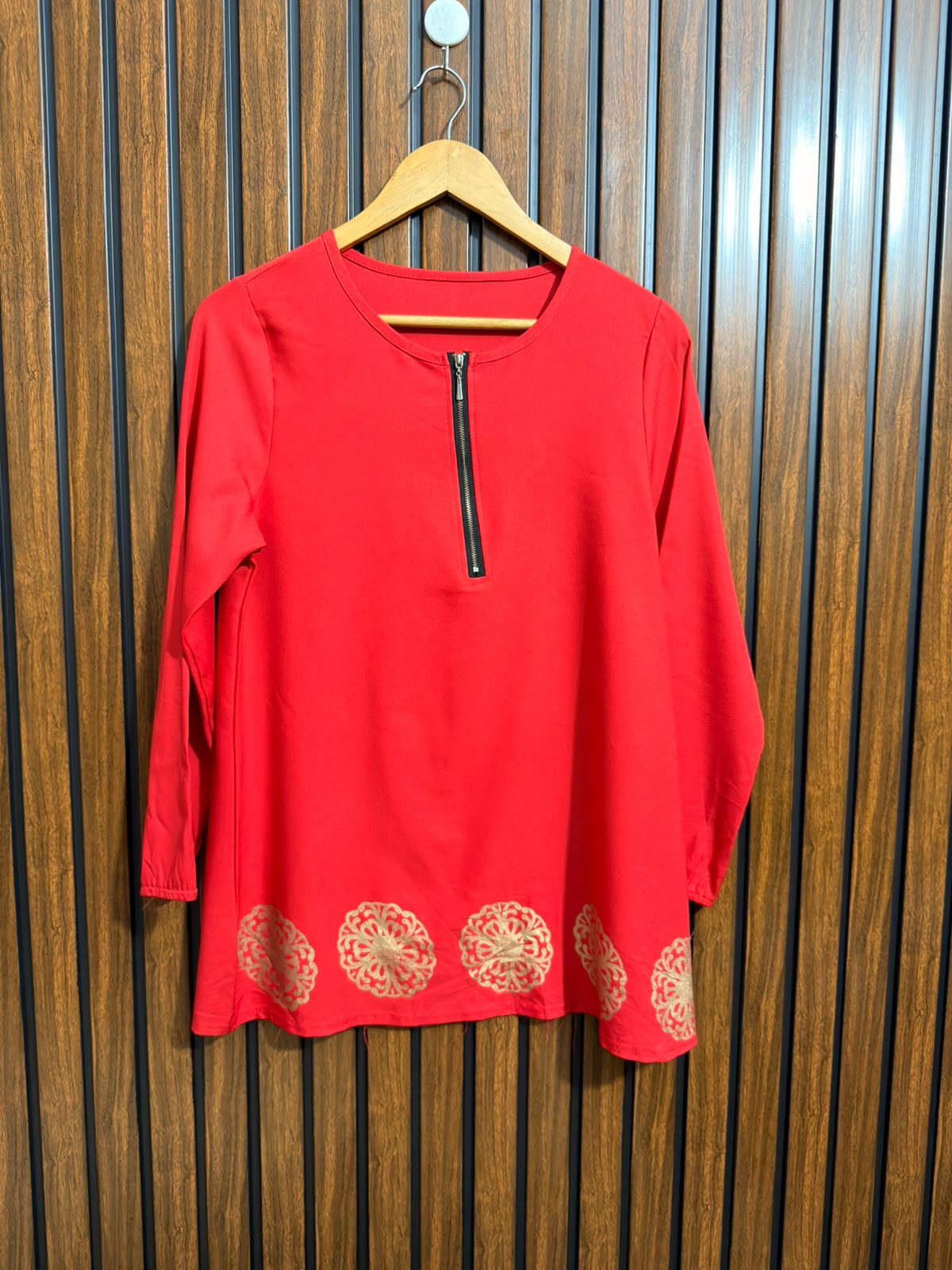 Chest 18  Lenght 28  Fabric rayon Western Womens Full Sleeve Top