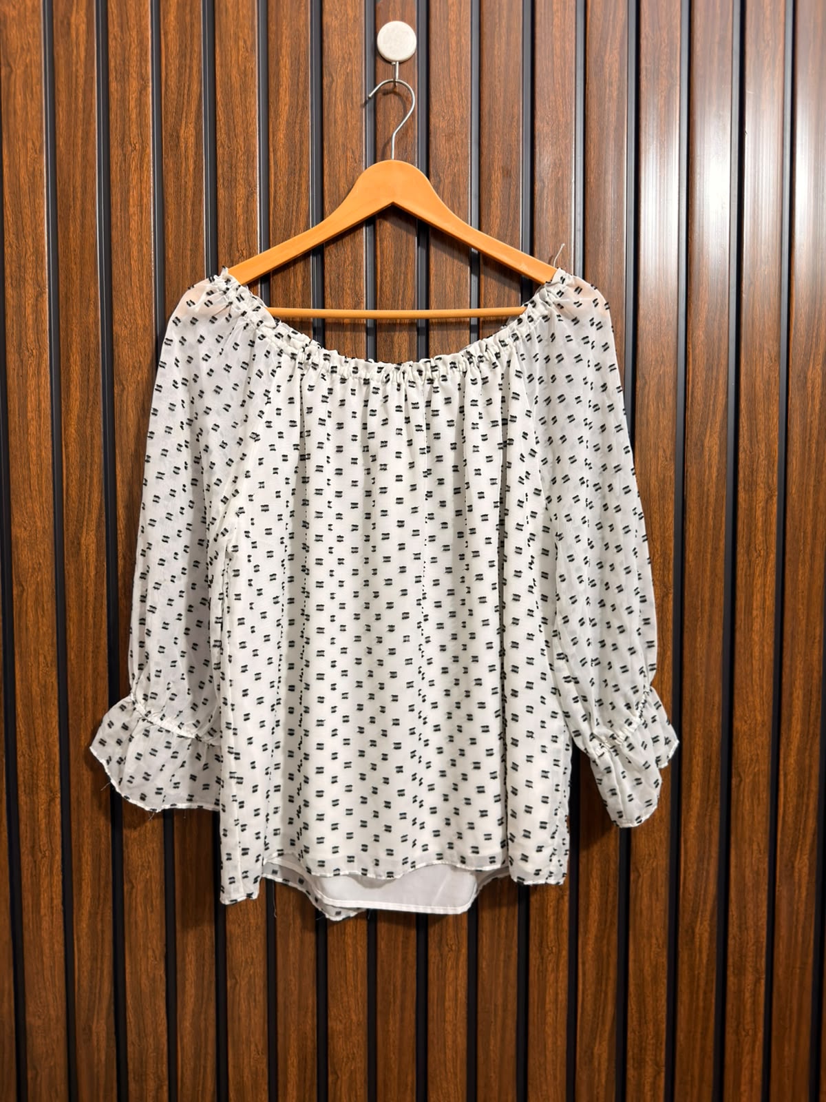 Chest 21  Lenght 24  Fabric chiffon Womens Branded Full Sleeve Top