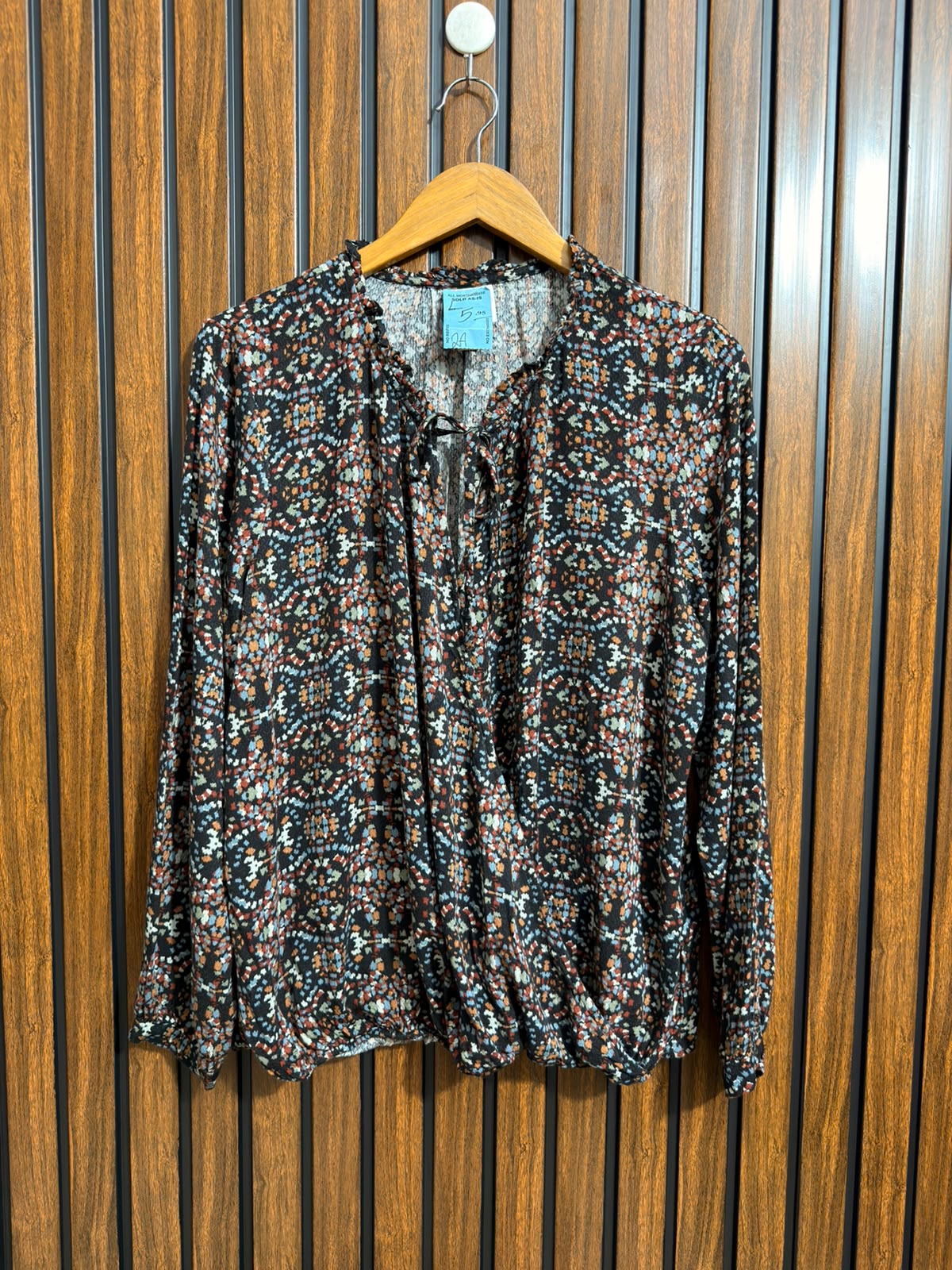 Chest 22  Lenght 24  Fabric rayon Western Womens Clothing