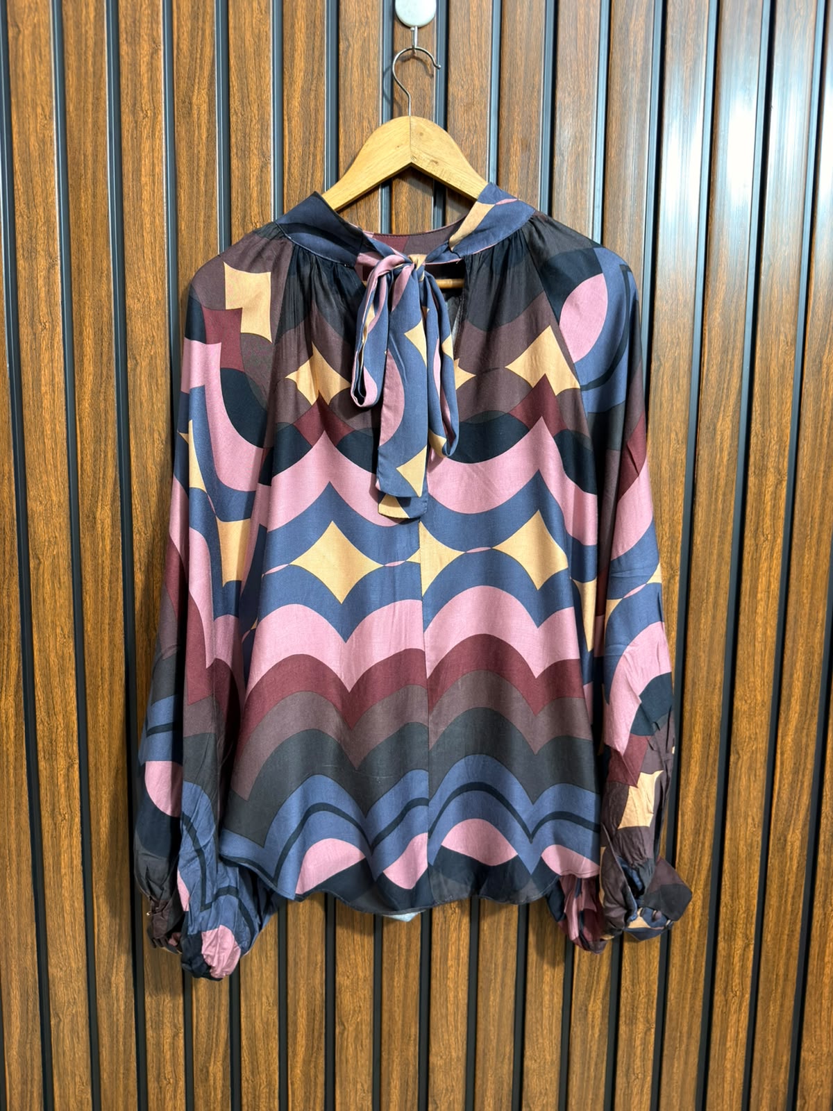 Chest 24  Lenght 26  Fabric linen silk Western Branded Womenswear