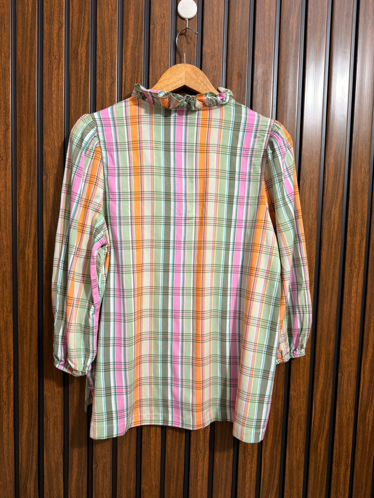 Chest 20  Lenght 24 to 25  Fabric linen Branded Top Full Sleeve
