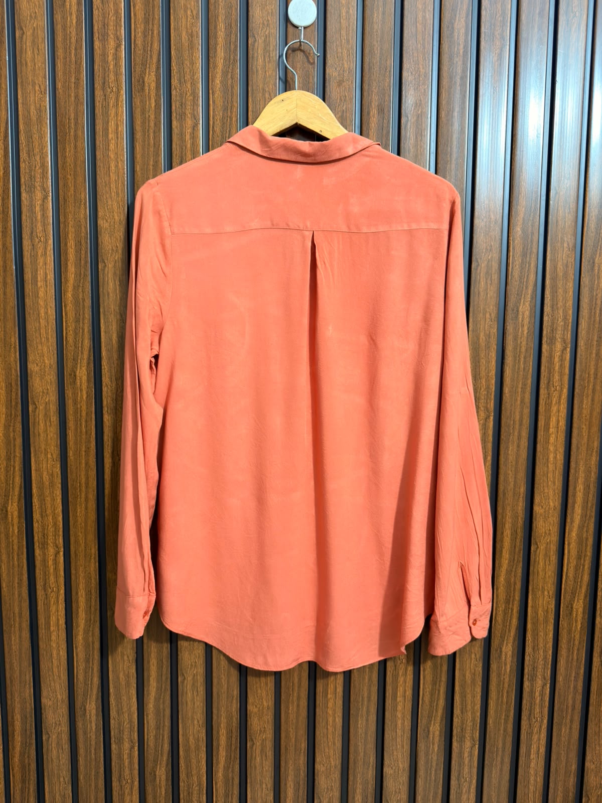Chest 20  Lenght 28  Fabric linen Womens Western Full Sleeve top