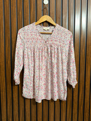 Chest 21  Lenght 25  Fabric Linen Womens Western Branded Top