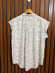 Chest 20  Lenght 28  Fabric linen Western Branded Half Sleeve Wear