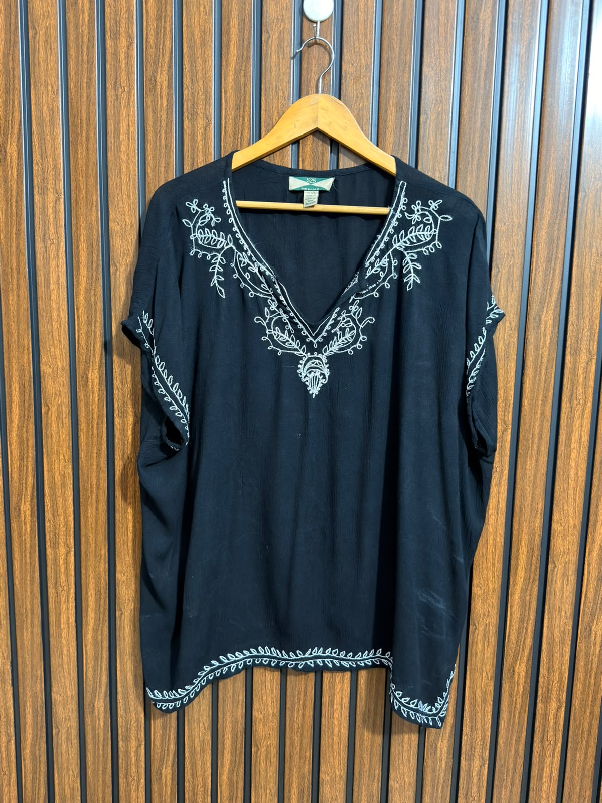 Chest xl  Lenght 29  Fabric cotton Western Branded Half Sleeve Top
