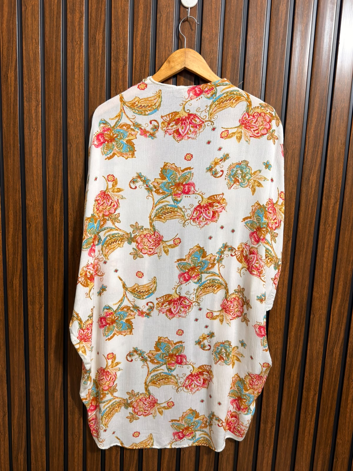 Chest Large  Lenght 36  Fabric Rayon Half Sleeve Western Womens Shrug