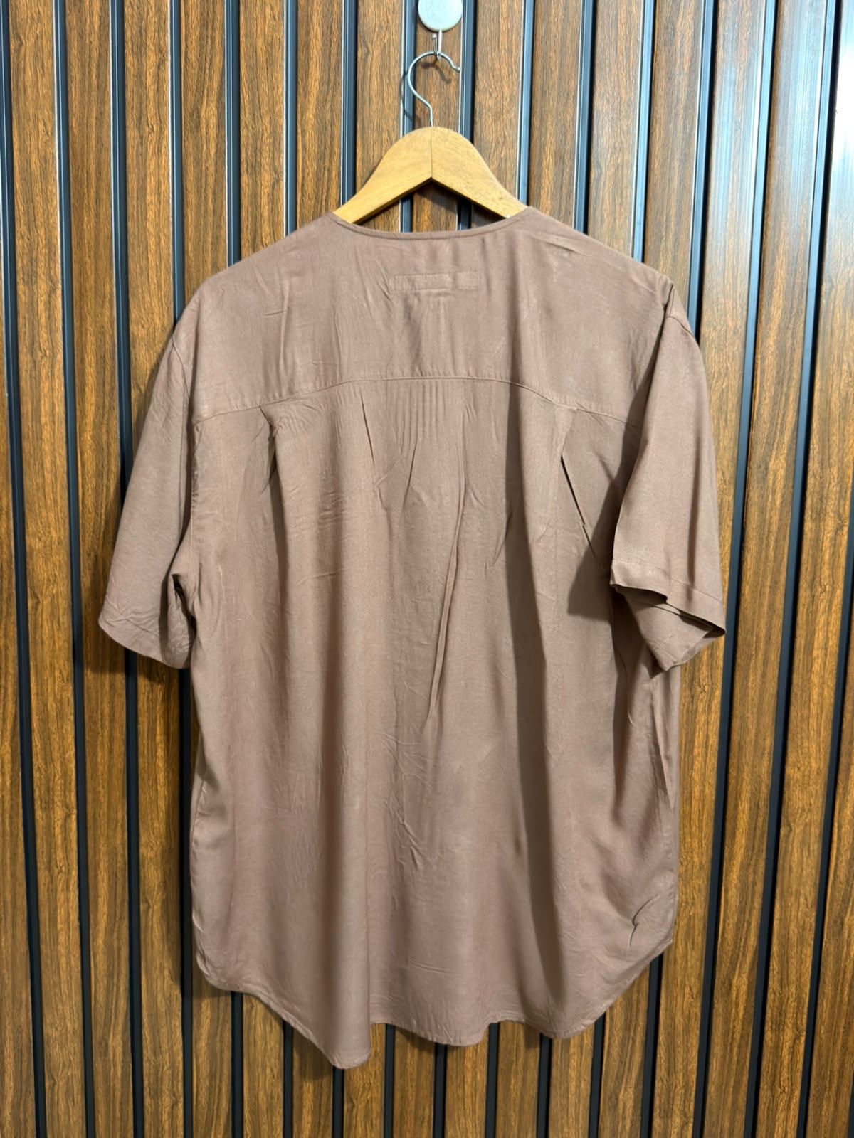 Chest 23  Lenght 30  Fabric Linen Half Sleeve Branded Womens Top