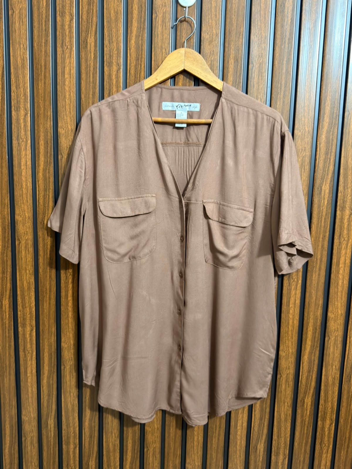 Chest 23  Lenght 30  Fabric Linen Half Sleeve Branded Womens Top