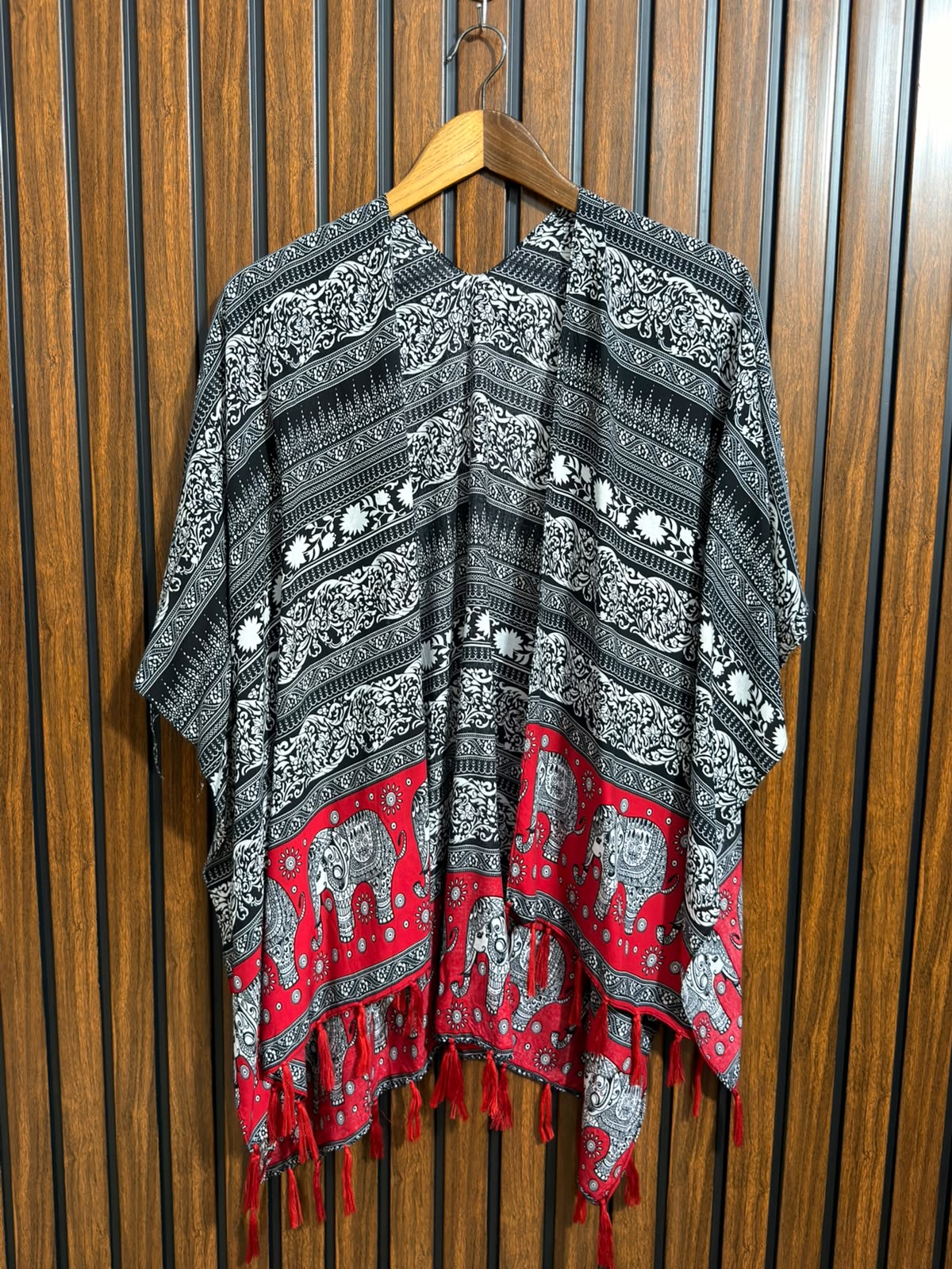 Chest Medium  Lenght 26 To 31  Fabric Linen Western Shrug