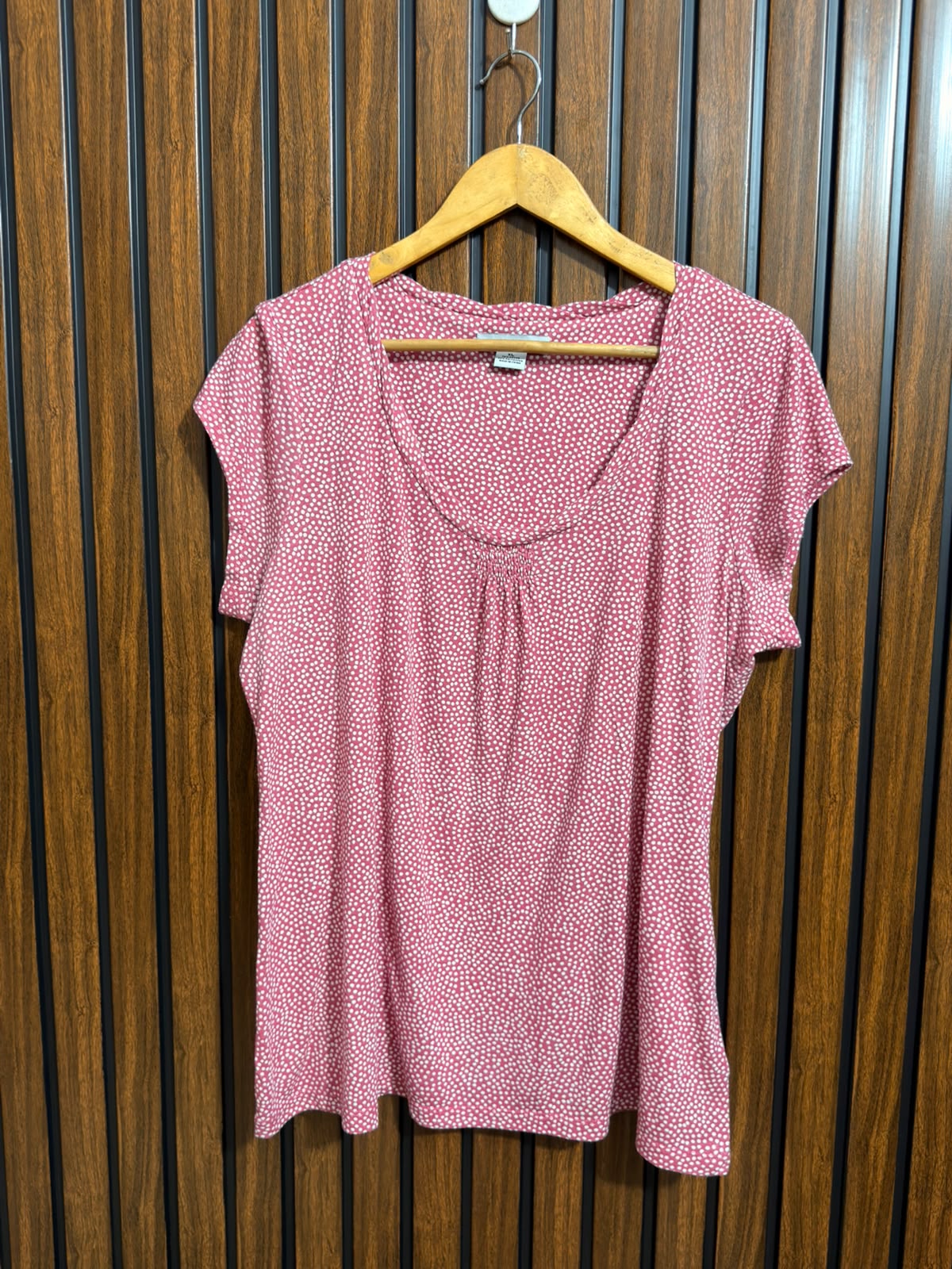 Chest 23  Lenght 27  Fabric Jersey Half Sleeve Western Top