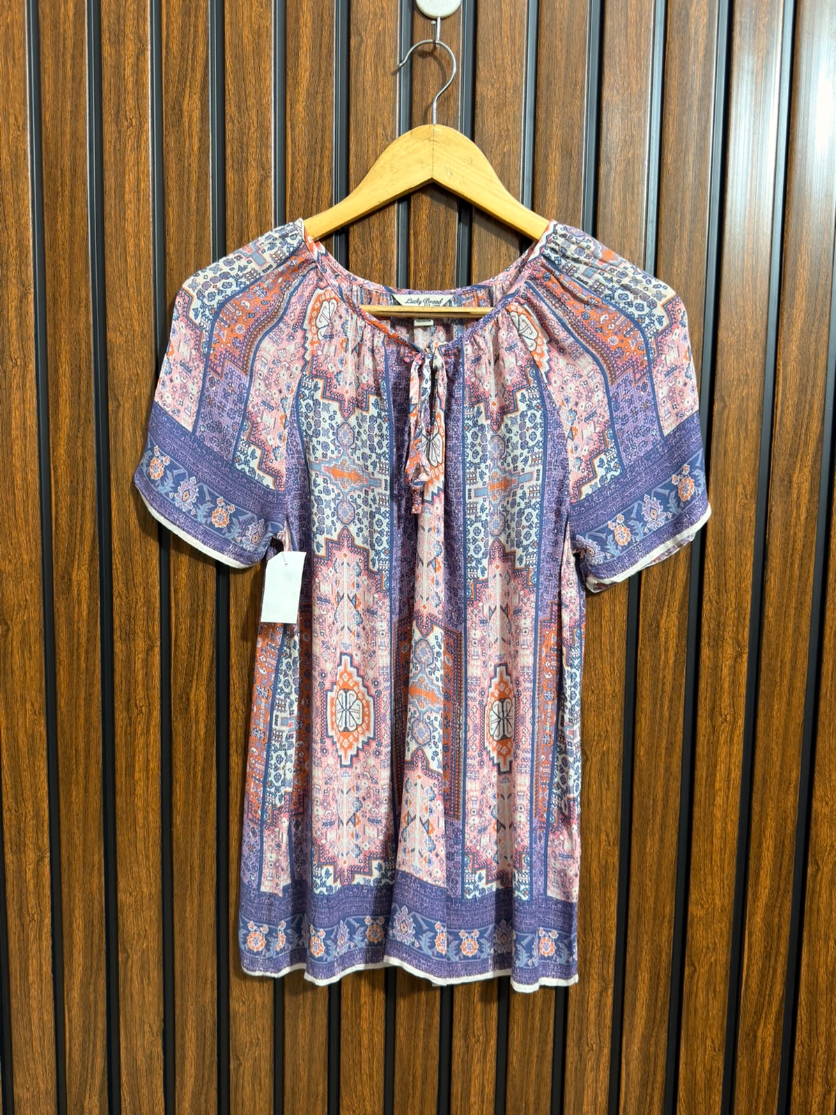 Chest 18  Lenght 26  Fabric rayon Branded Western Womens Top
