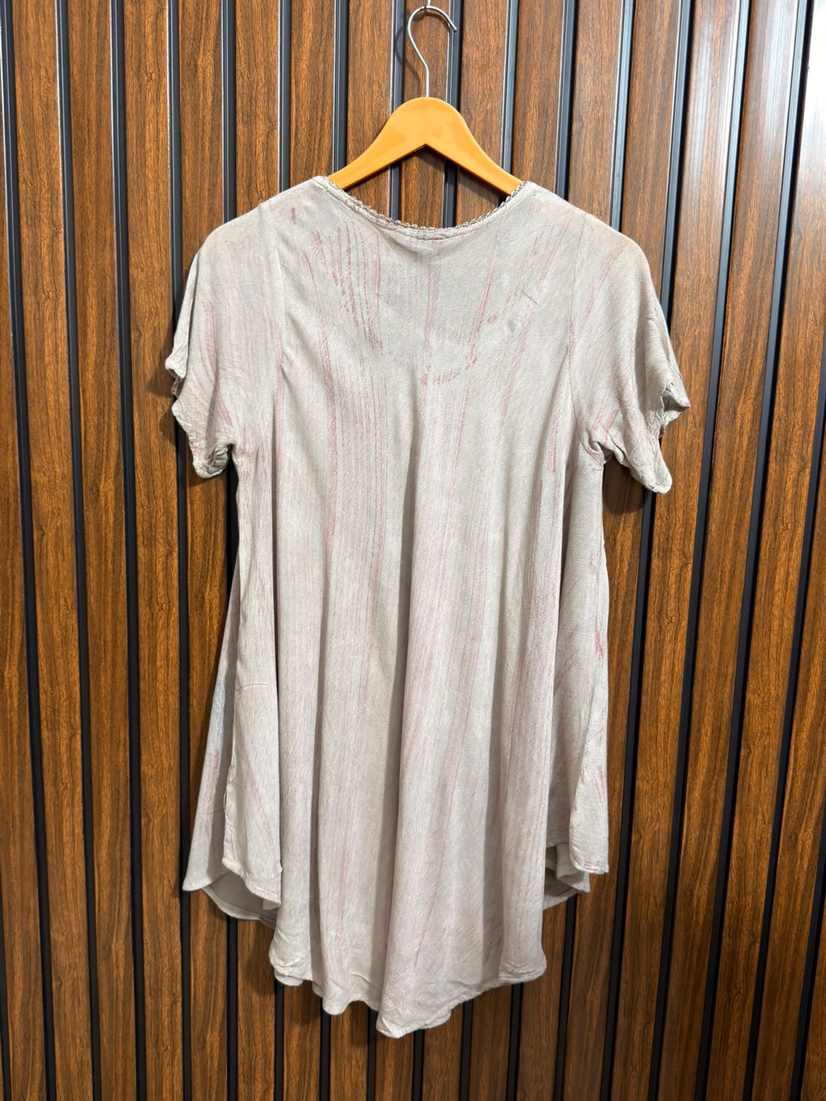 Chest 21  Lenght 30 to 32  Fabric rayon Branded Western Womens Top