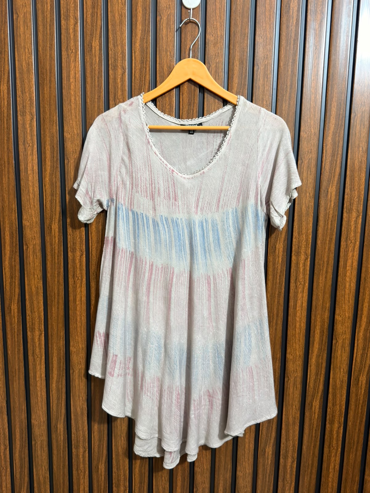 Chest 21  Lenght 30 to 32  Fabric rayon Branded Western Womens Top