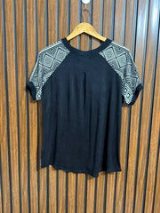 Chest 20  Lenght 26  Fabric Linen  and jersey Western Womens Half Sleeve Top