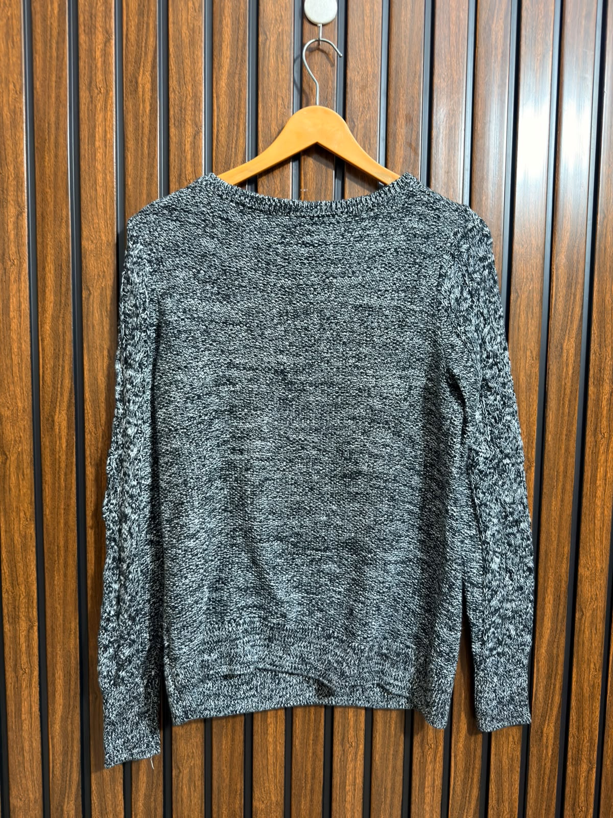 Chest 19  Lenght 26 Western Branded Womens Sweater Top