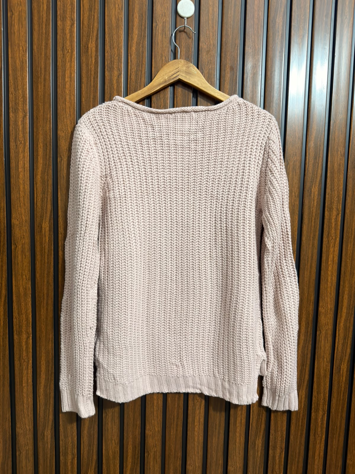Chest 20  Lenght 26 Western Branded Womens Sweater Top