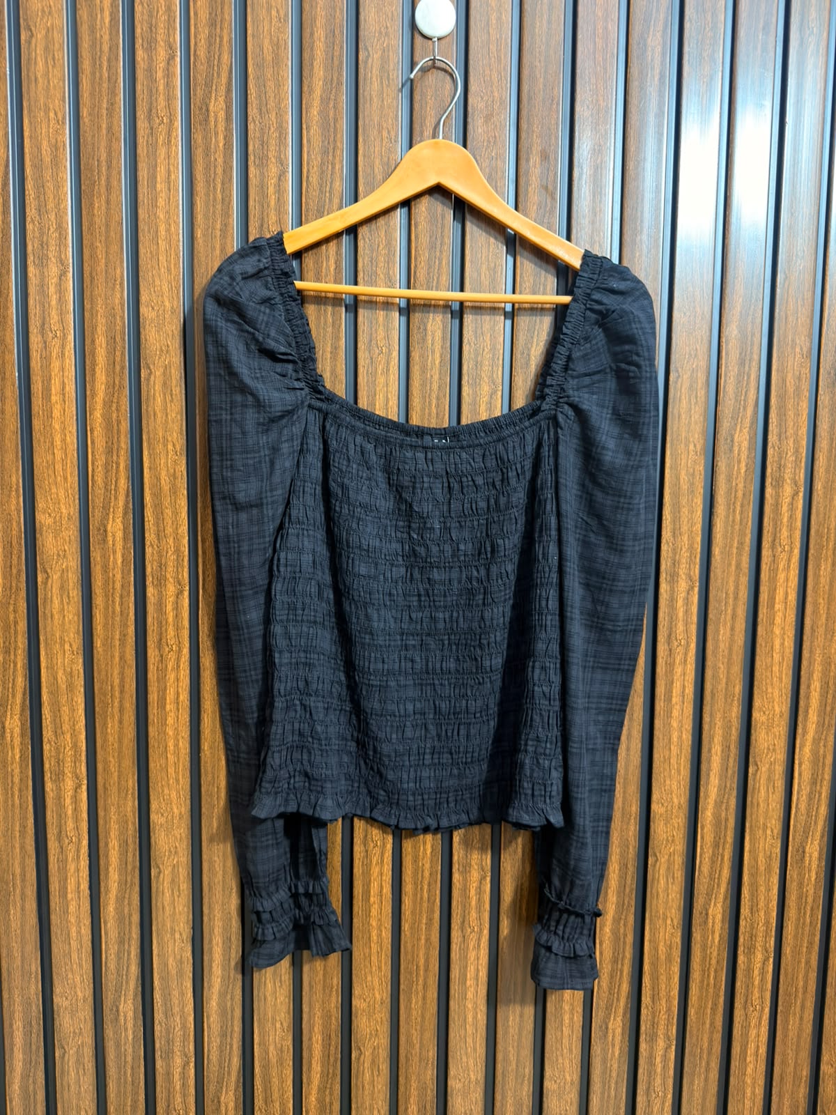 Chest Xl  Lenght 22  Fabric Cotton Womens Western Full Sleeve Top Wear