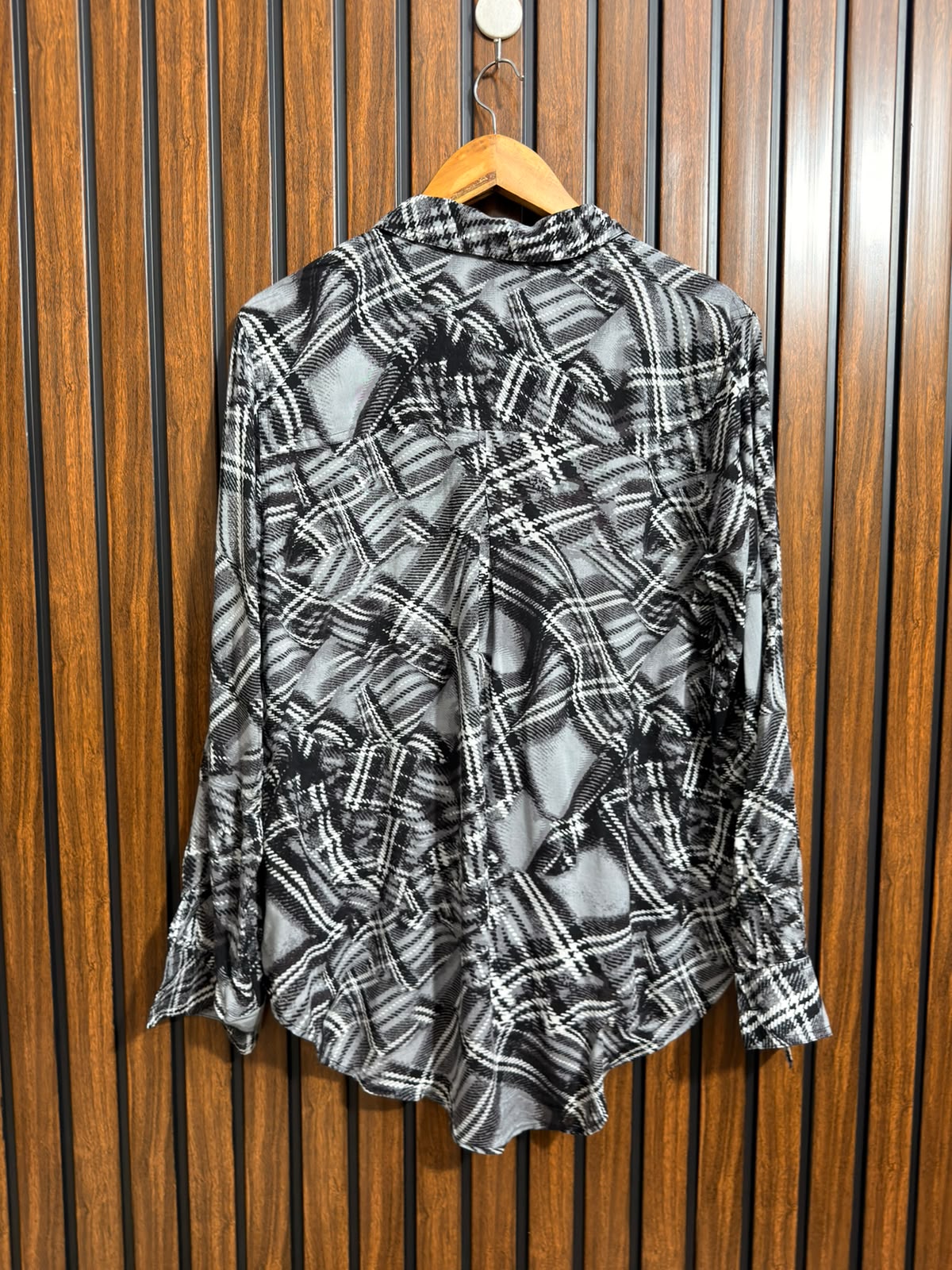 Chest 21  Lenght 27 To 30  Fabric Linen Womens Full Sleeve Top Online Collection