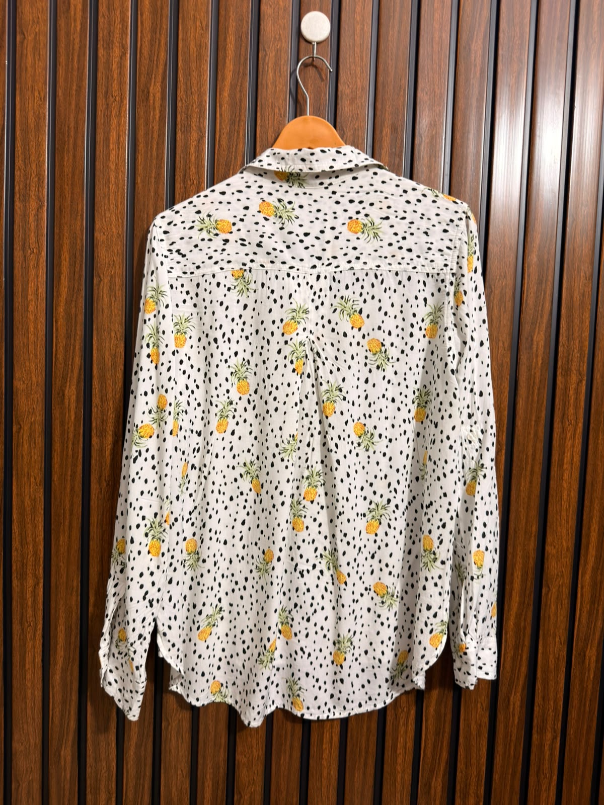 Chest 20  Lenght 26 to 28  Fabric linen Womens Full Sleeve Top