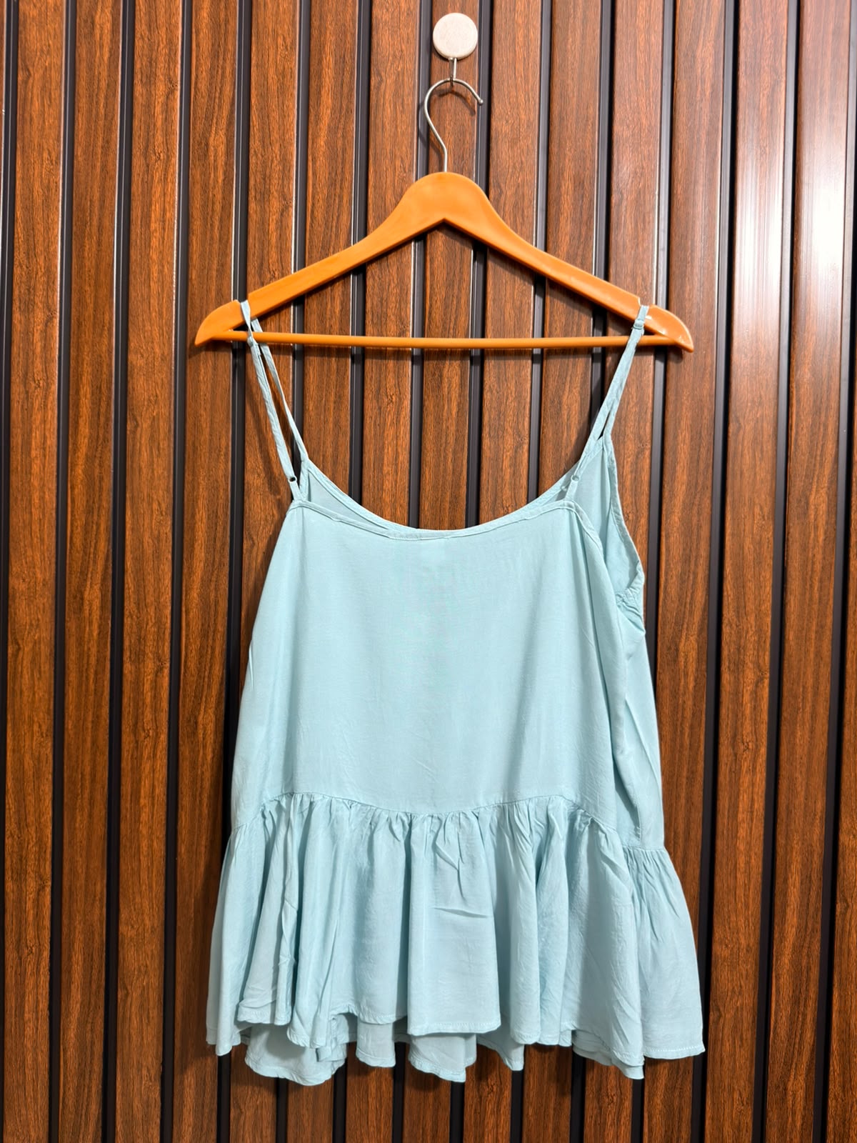 Chest 20  Lenght 25  Fabric linen Western Womens Branded Sleeveless Top