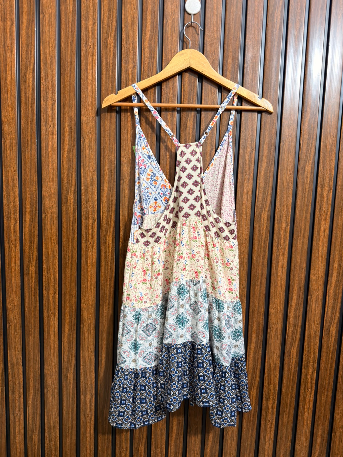 Chest 19  Lenght 34  Fabric linen Womens Branded Western Sleeveless Top