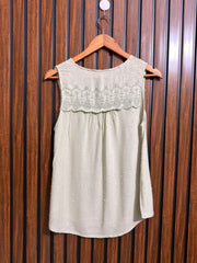 Chest 18  Lenght 25  Fabric linen Western Sleeveless Top
