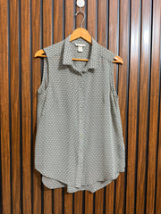 Chest 19  Lenght 26 to 29  Fabric chiffon Western Womens Sleeveless Top