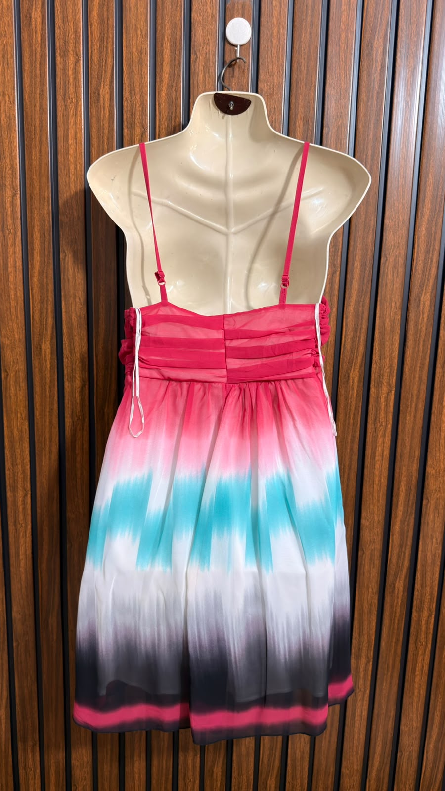 Chest 18  Length 33  Fabric Chiffon Branded Womens Mini Dress