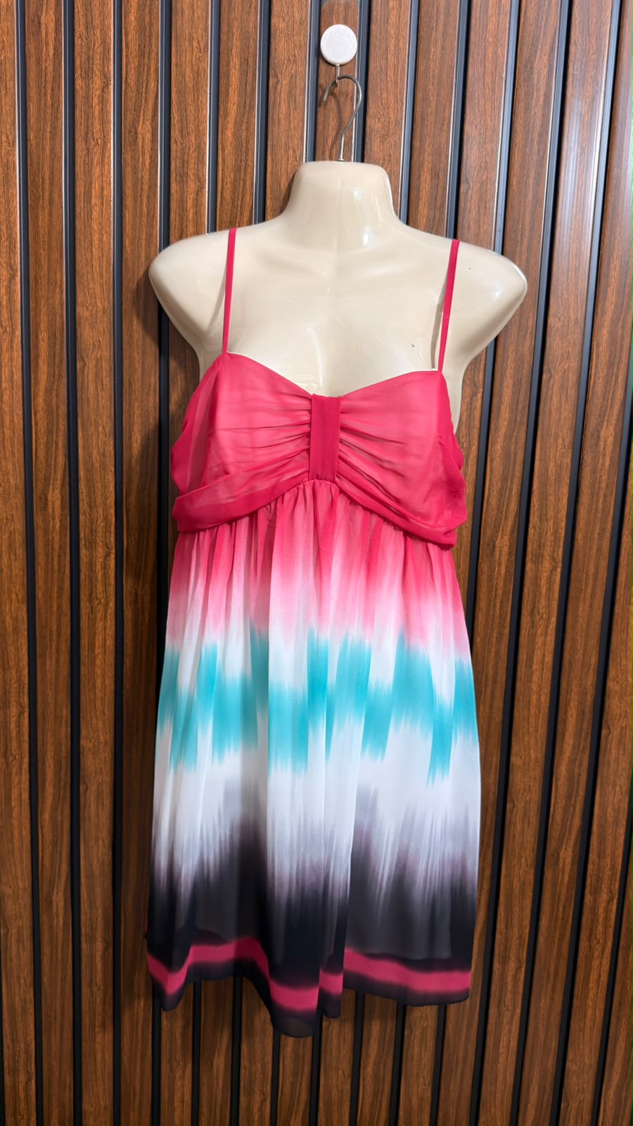 Chest 18  Length 33  Fabric Chiffon Branded Womens Mini Dress