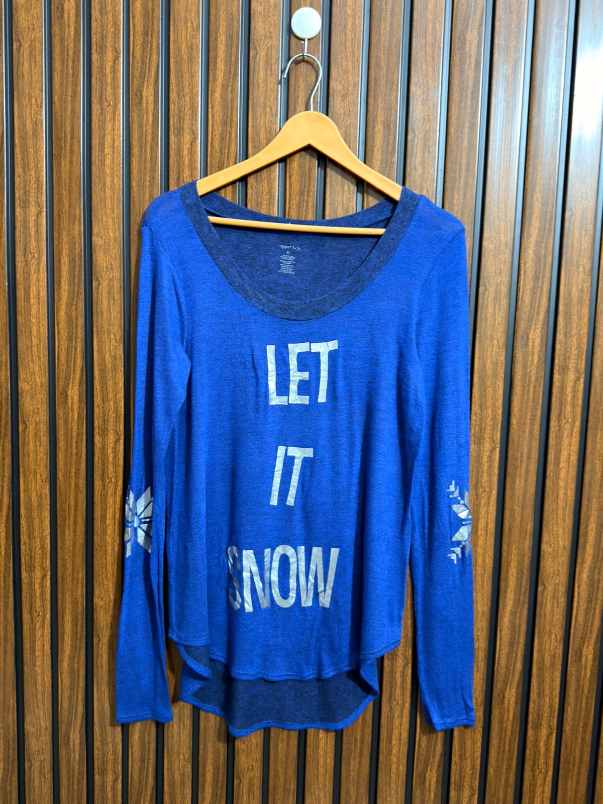 Chest 19  Length 26 To 28 Branded Winter Top