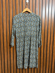 Chest 18  Length 36  Fabric rayon Branded Womens Long Top Outfit