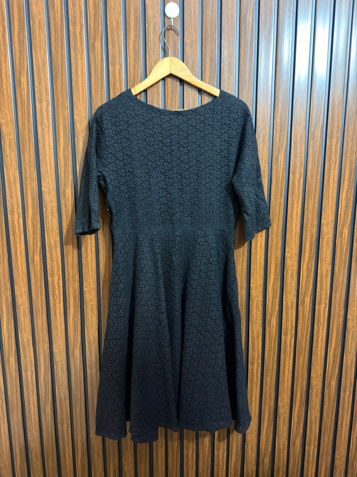 Chest 18  Lenght 40  Fabric net Branded Womens Long Top Collection