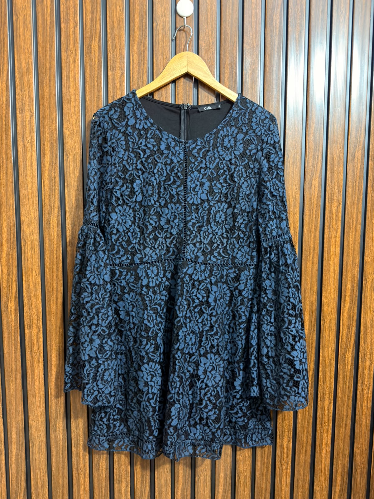 Chest 18  Lenght 34  Fabric net Branded Womens Long Top Style