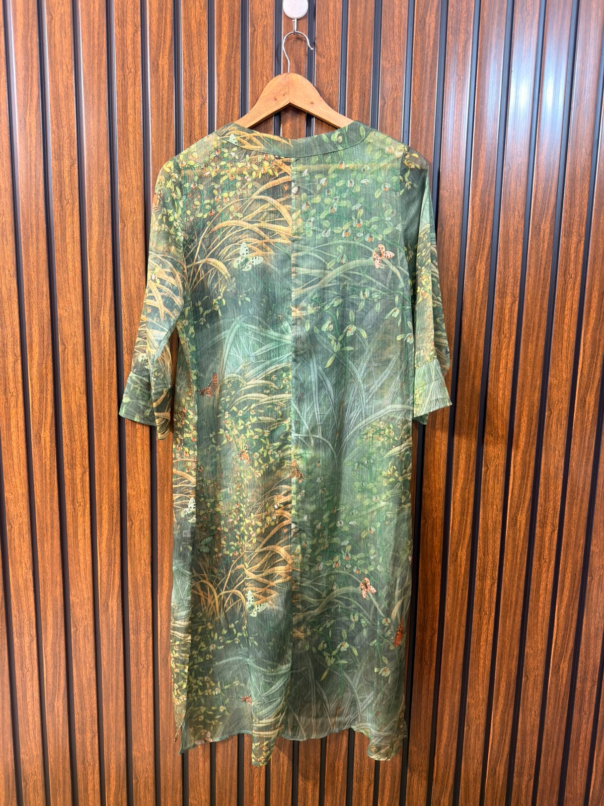 Chest 18  Length 40 to 42  Fabric chiffon Branded Long Top