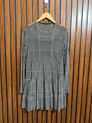 Chest 18  Lenght 33  Fabric net Western Womens Long Top