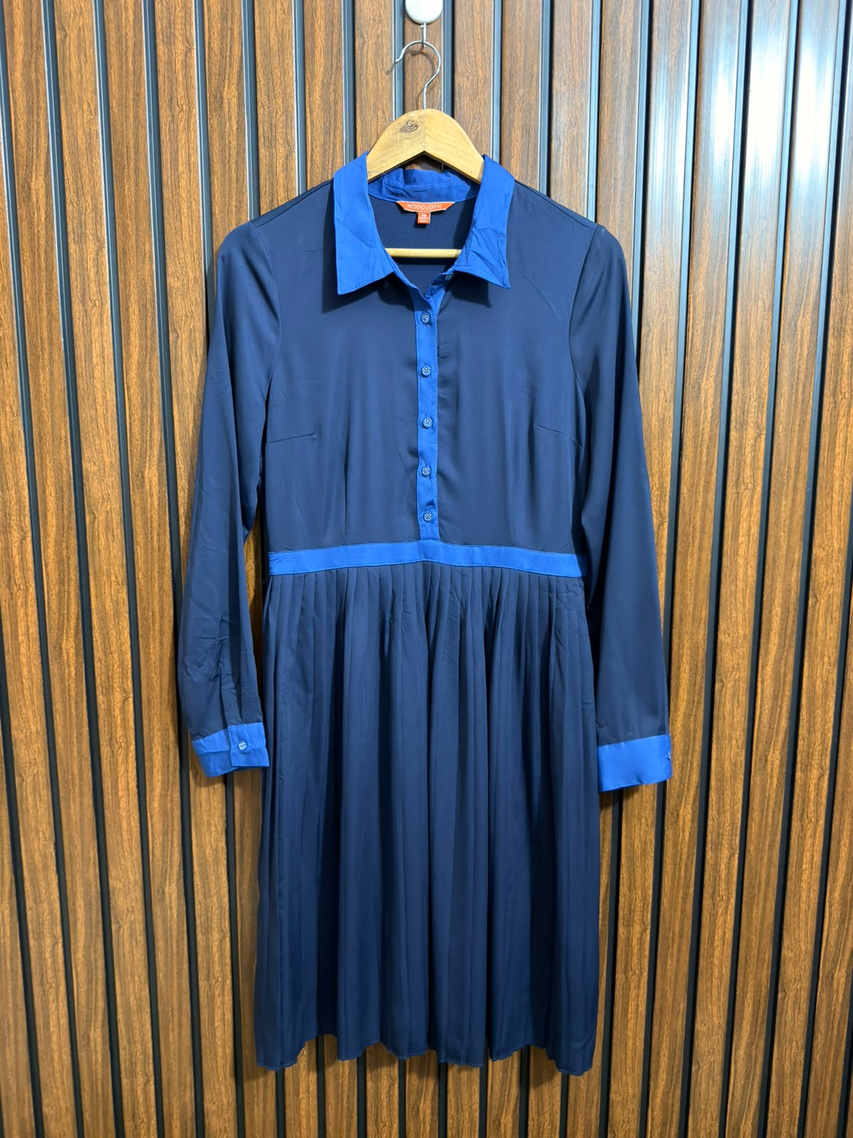 Chest 18  Length 39  Fabric silk Womens Long Top Outfit