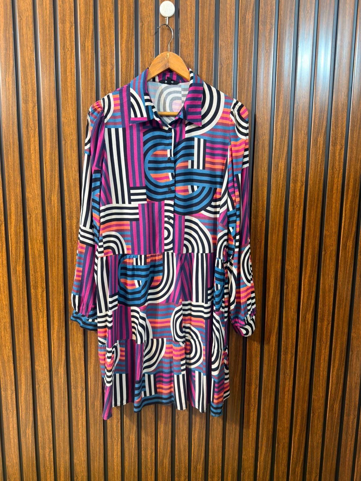 Chest 21  Length 34  Fabric rayonv Western Womens Long Top