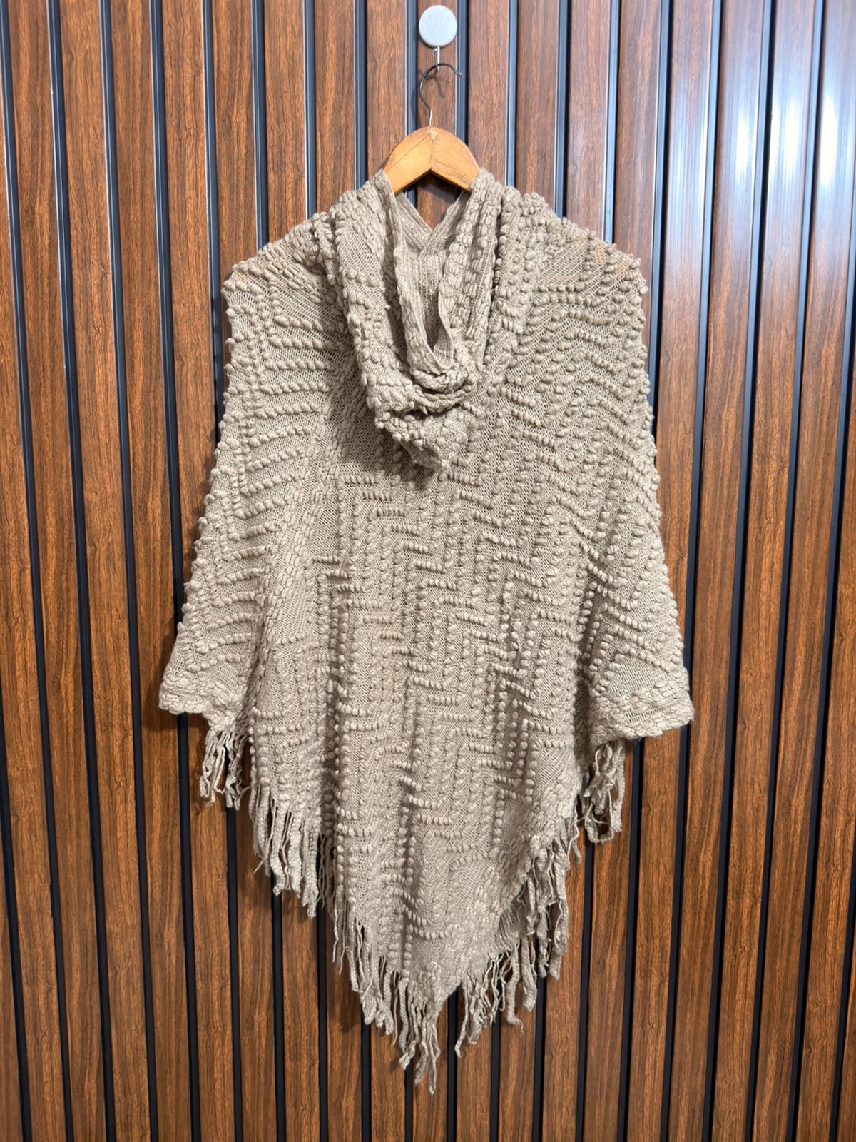 Chest medium Branded Poncho Collection