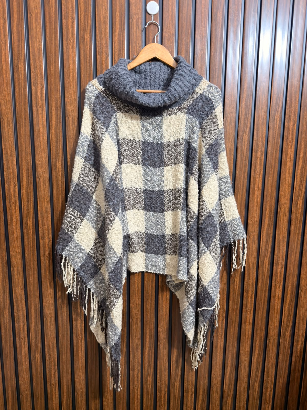 Chest xl Western Womens Branded Ponchos