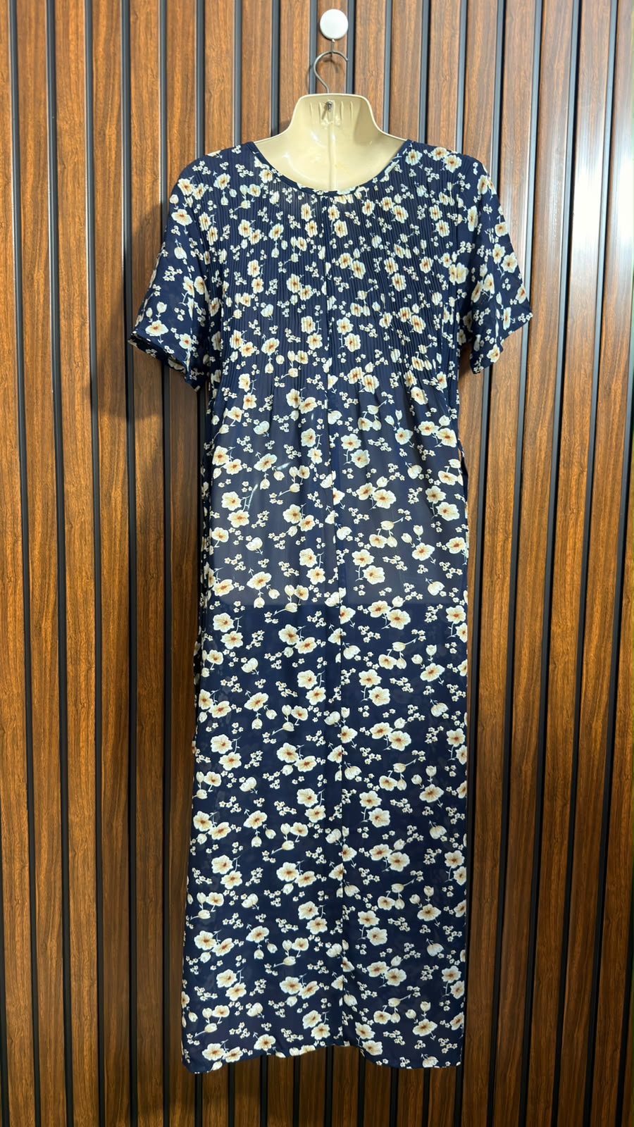 Chest 20  Lenght 48  Fabric chiffon Womens Branded Long Maxi